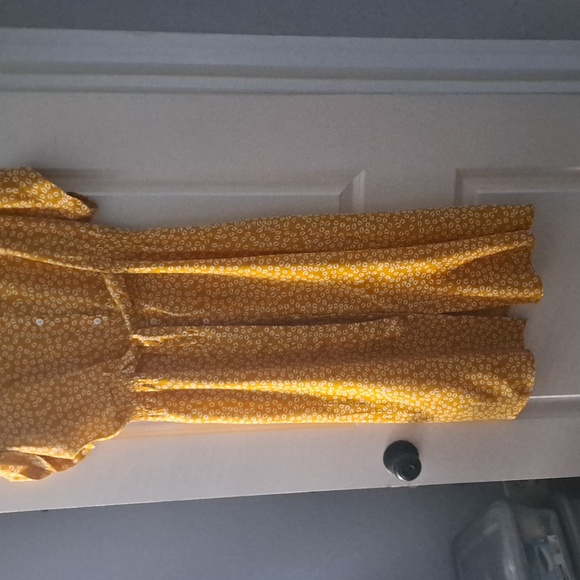 Brovave Women's Collar Neck Button Down Tie/elastic Waist LG. NWT - Picture 2 of 10